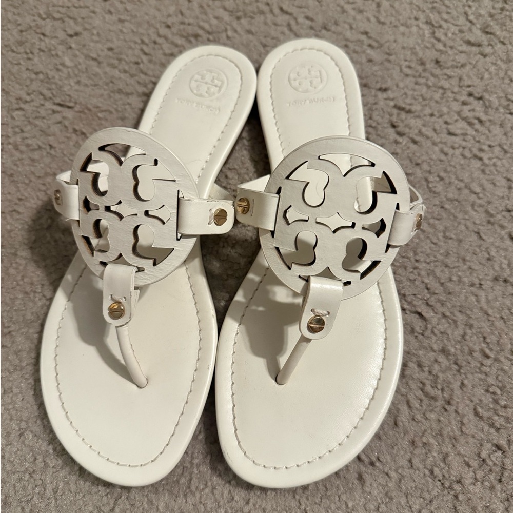 Tory Burch White Sandals with Signature Medallion